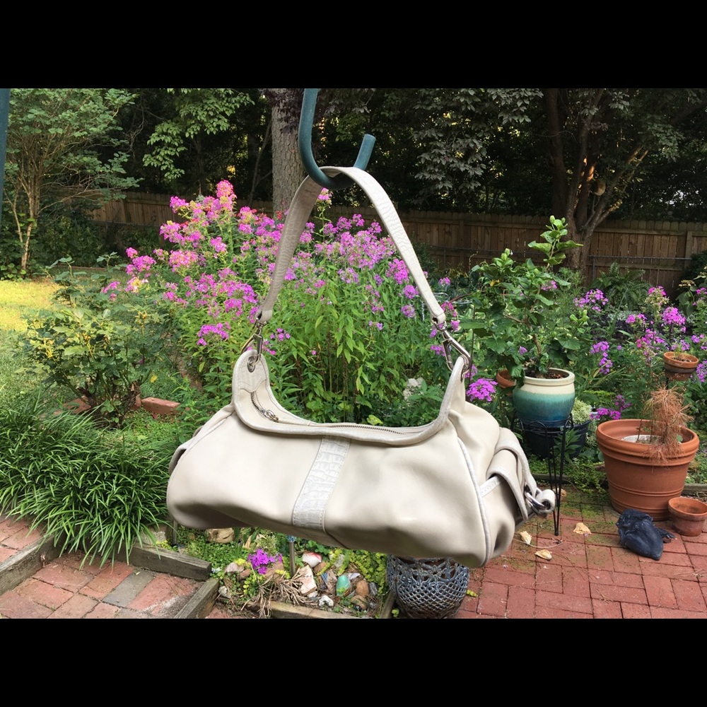 Pollini barrel bag